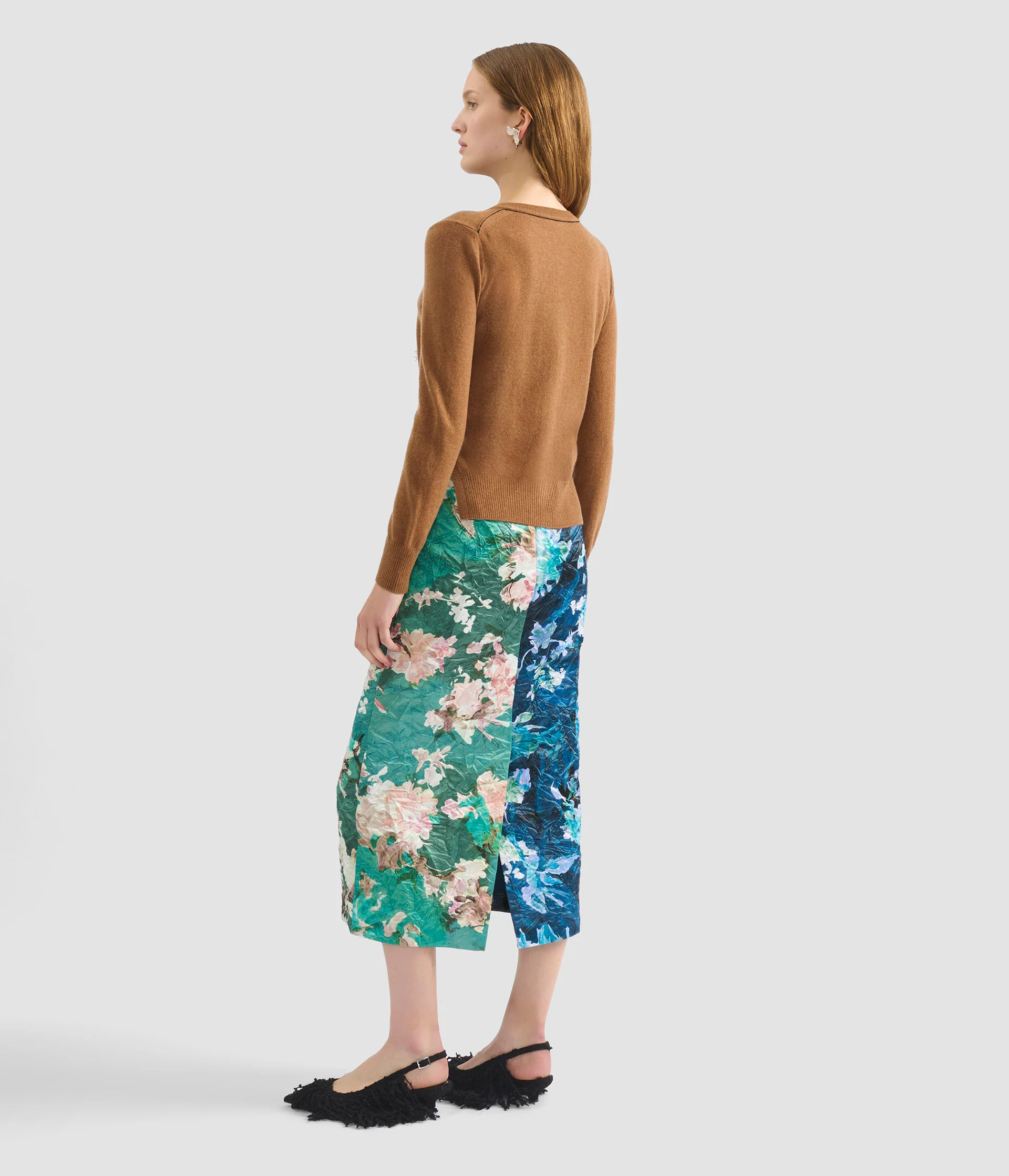 Cashmere Crew Neck Cardigan - Image 3