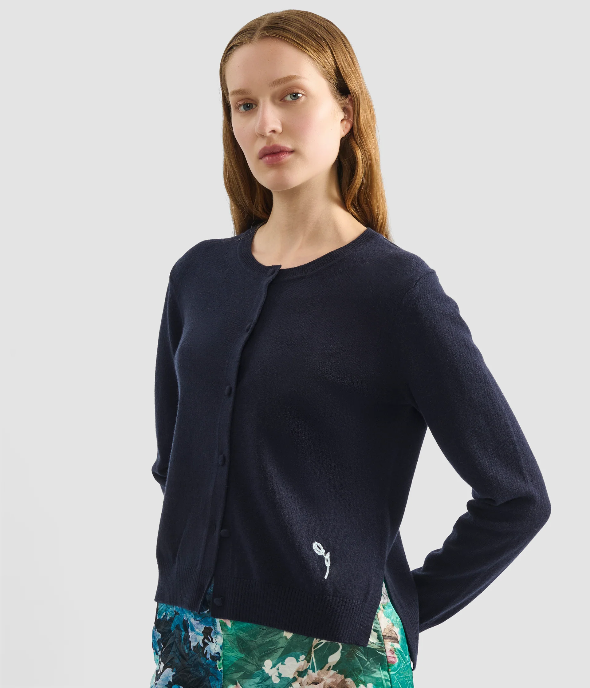 Cashmere Crew Neck Cardigan - Image 4