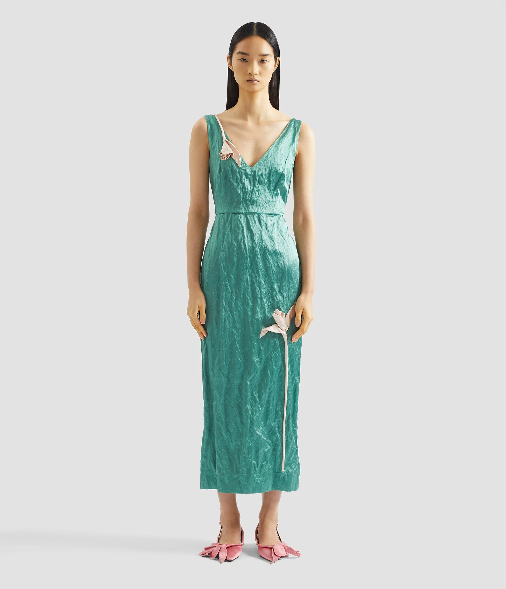 Embroidered Textured Satin Sleeveless Midi Dress - Image 4